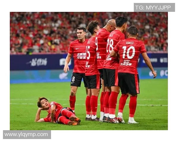 成都足球队边路渗透战术解析及其对比赛结果的影响探讨