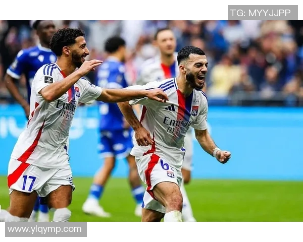 波尔多与里昂的较量：谁将赢得法甲赛季的荣耀与未来